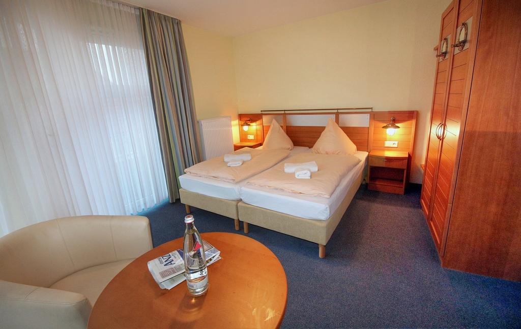 Haus Weida Hotell Breege Rom bilde
