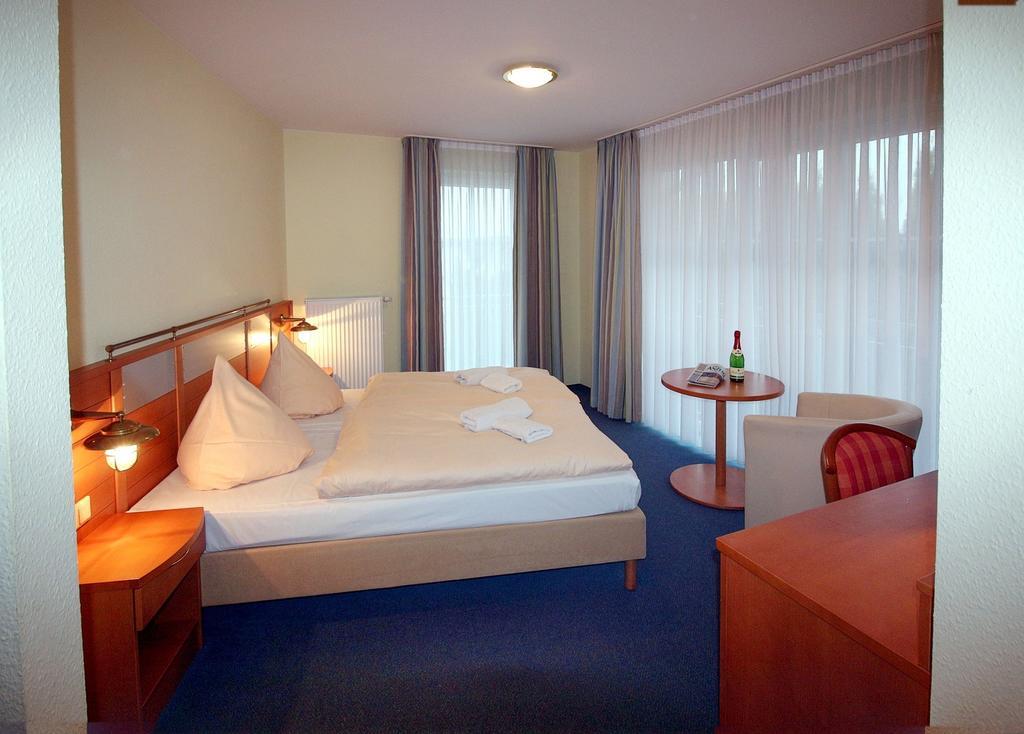 Haus Weida Hotell Breege Rom bilde
