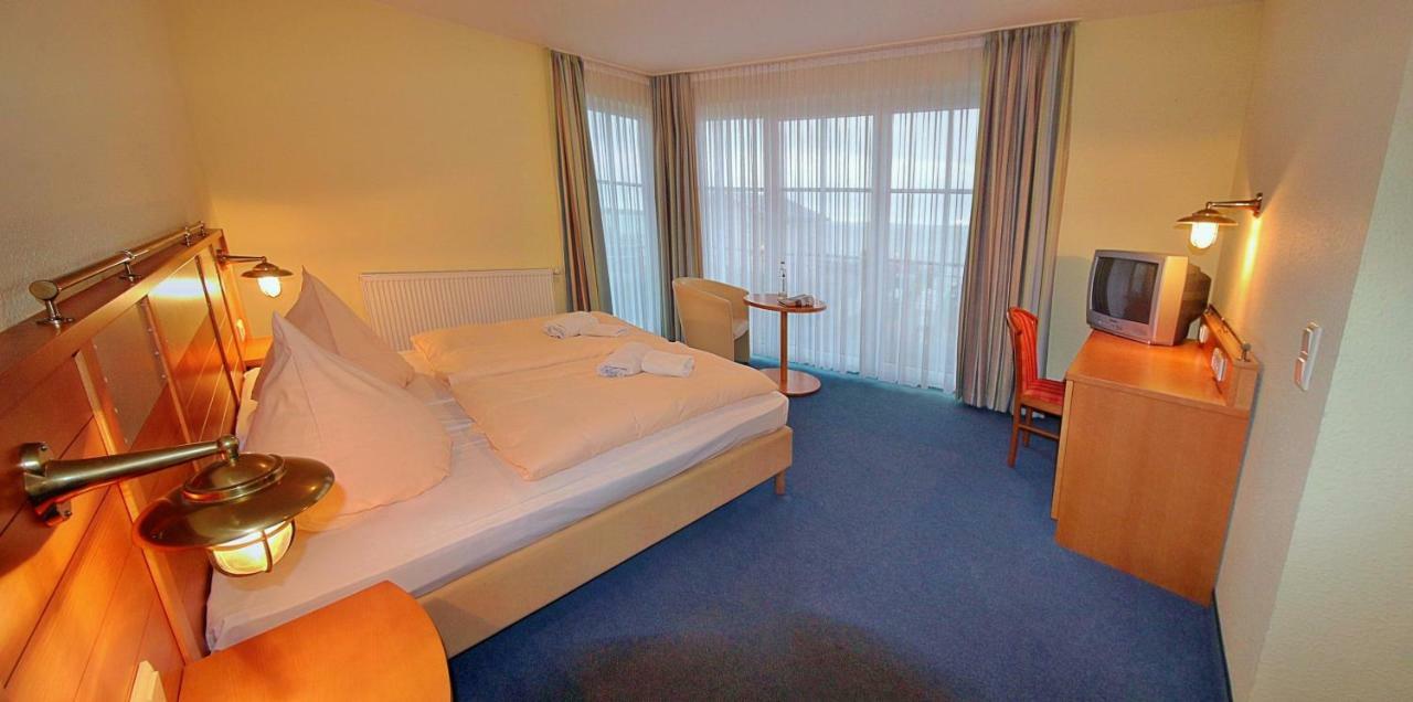 Haus Weida Hotell Breege Eksteriør bilde